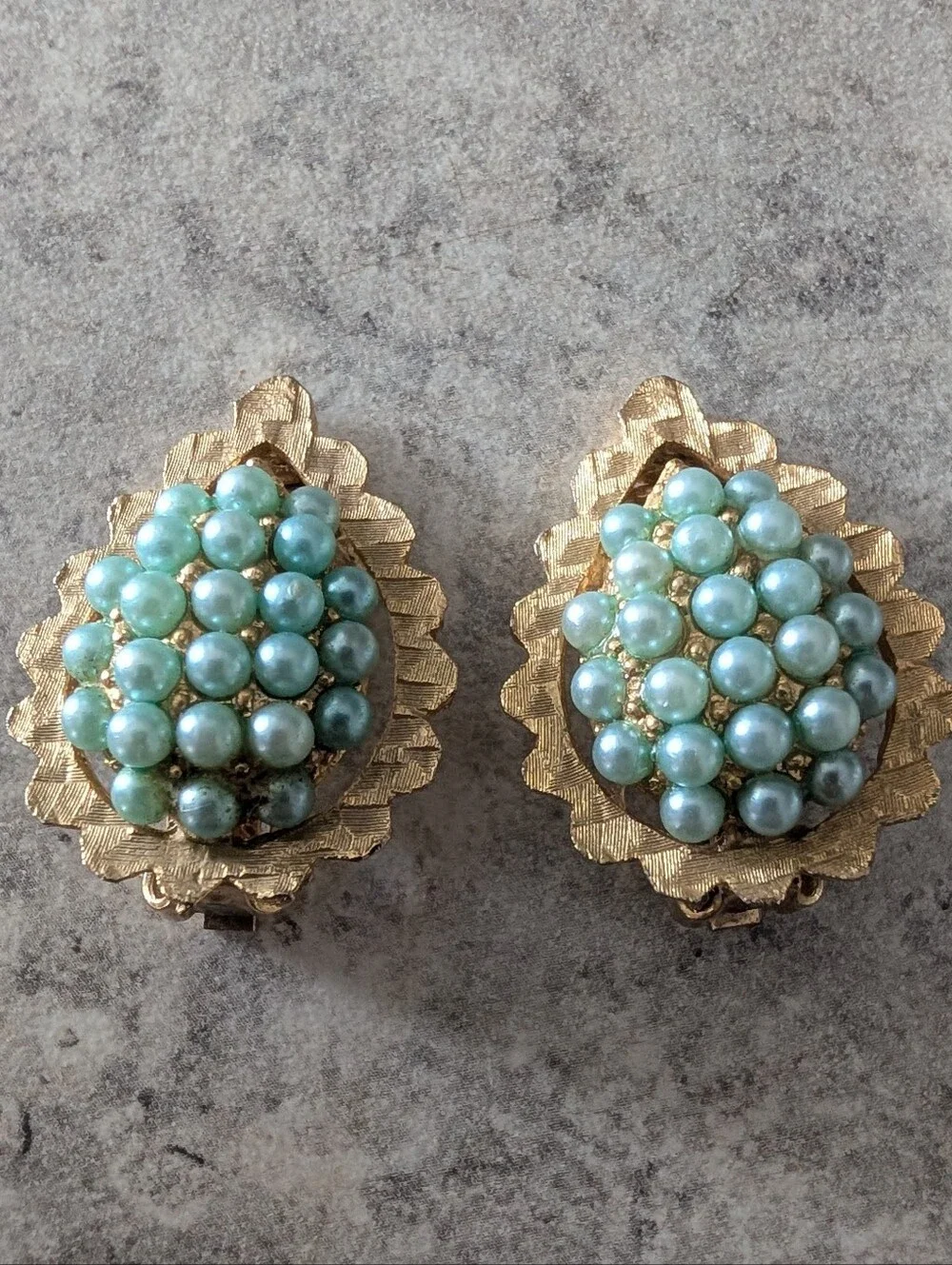 Vintage Gold Tone Faux Pearl Clip On Earring Set